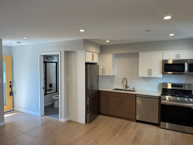 4822 1/2 S Slauson Ave in Culver City, CA - Building Photo - Building Photo