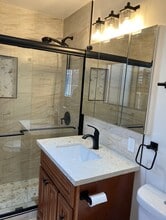 428 30th St, Unit A in Manhattan Beach, CA - Building Photo - Building Photo