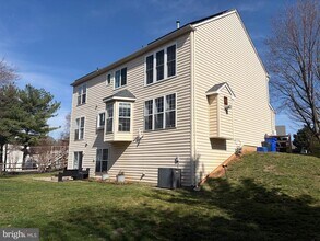 1703 Aldin Ct in Frederick, MD - Building Photo - Building Photo