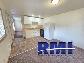 5039 S J St in Tacoma, WA - Building Photo - Building Photo