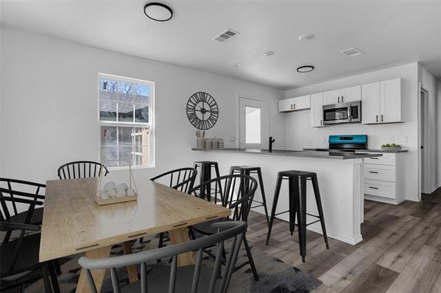 property at 304 S 3rd St