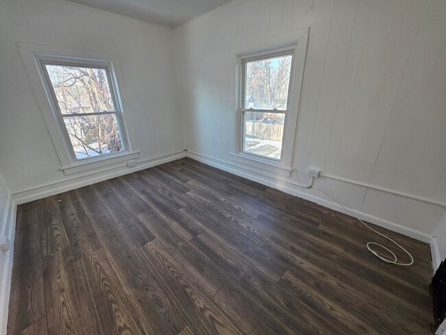 47 Elmendorf St in Kingston, NY - Building Photo - Building Photo