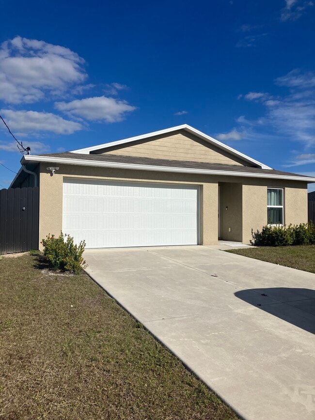 property at 4109 NE 20th Pl