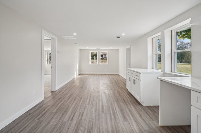 2700 Alhambra Cir in Nashville, TN - Building Photo - Building Photo