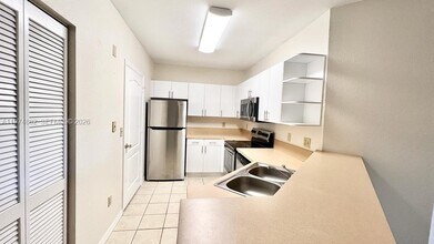 120 SW Peacock Blvd in Port St. Lucie, FL - Building Photo - Building Photo