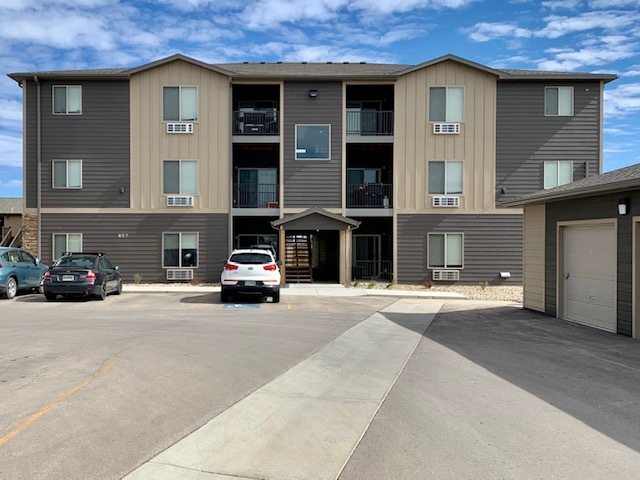 Freedom Landing in Box Elder, SD - Building Photo