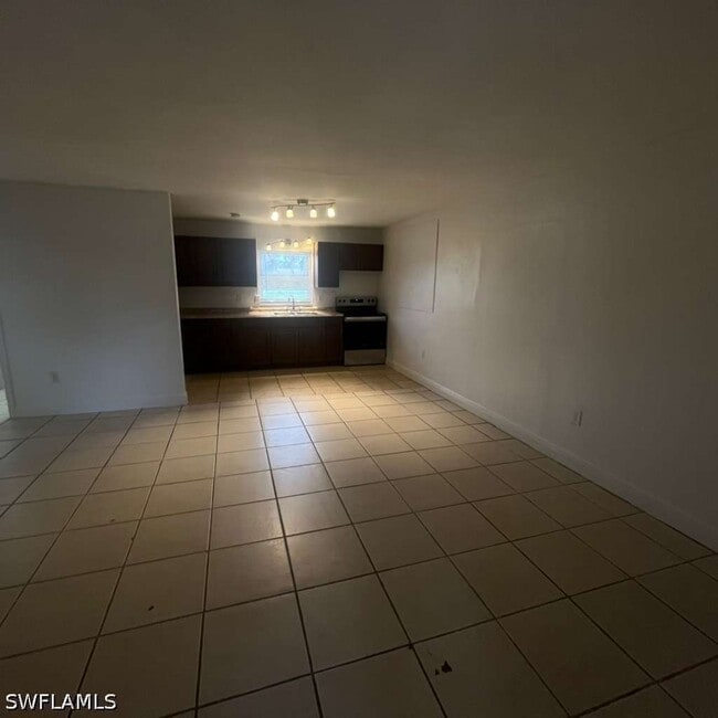 property at 1427 Markland Ave
