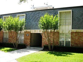 513 W Lookout Dr, Unit 209 in Richardson, TX - Building Photo