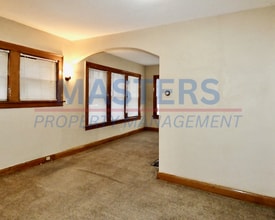 1133 Parkside Blvd in Toledo, OH - Building Photo - Building Photo