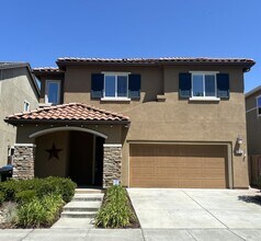 5112 Kevin Pl in Rohnert Park, CA - Building Photo - Building Photo