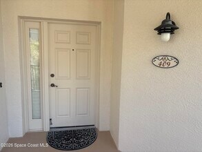 425 Pierce Ave in Cape Canaveral, FL - Building Photo - Building Photo