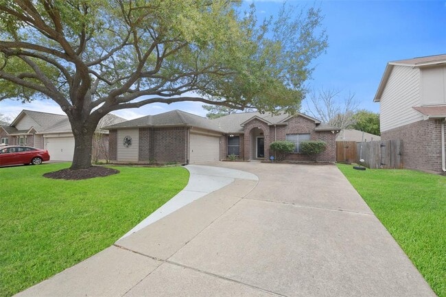 property at 18202 Drum Heller Ln