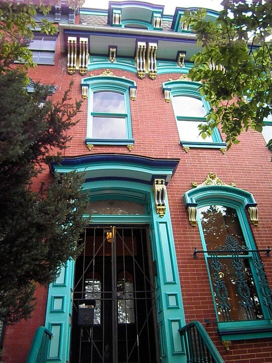 301 M St NW, Unit #3 in Washington, DC - Building Photo