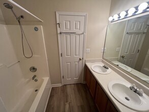 204 Hawkridge Pl in Goose Creek, SC - Building Photo - Building Photo