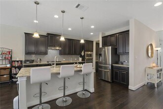 15609 Cabrillo Way in Bee Cave, TX - Building Photo - Building Photo