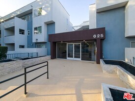 625 E Del Mar Blvd in Pasadena, CA - Building Photo
