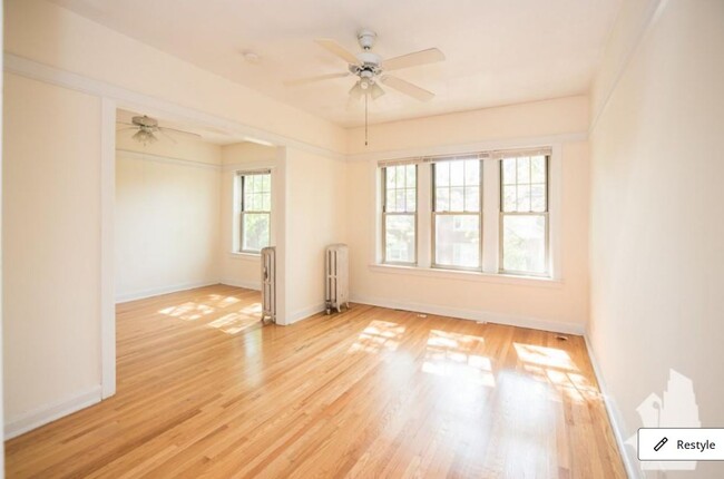 5103 N Winchester Ave, Unit 5111-2