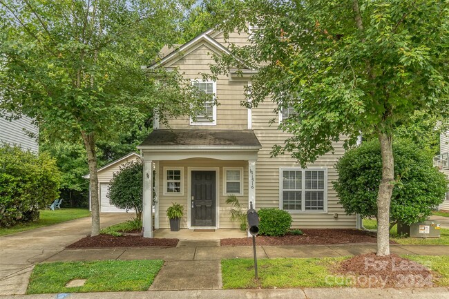 11516 Heritage Green Dr in Cornelius, NC - Foto de edificio - Building Photo