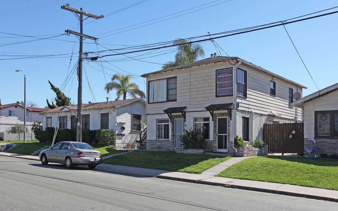 402-410 Park Way in Chula Vista, CA - Building Photo