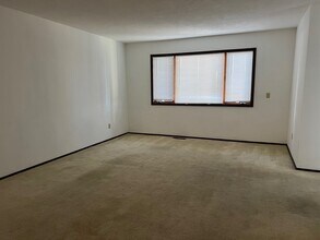 860 Devonshire Pl in Casper, WY - Building Photo - Building Photo