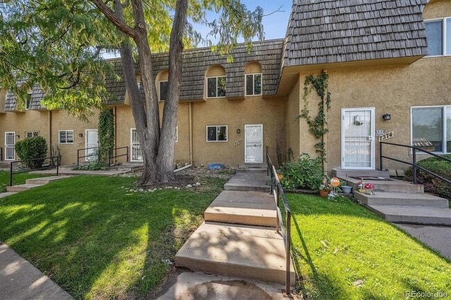 7376 E Princeton Ave in Denver, CO - Building Photo - Building Photo