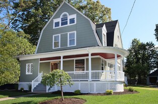 62 Whitney St in Hartford, CT - Building Photo