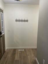 1502 E Bogard Rd in Wasilla, AK - Building Photo - Building Photo