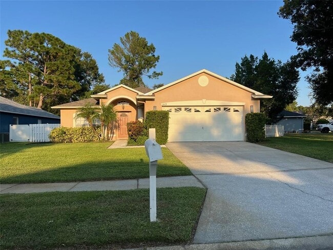 1413 Watermill Cir in Tarpon Springs, FL - Building Photo - Building Photo