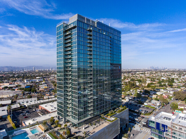 ARQ in Los Angeles, CA - Foto de edificio - Building Photo