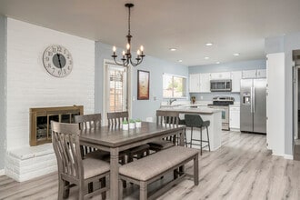 951 W La Jolla Dr in Tempe, AZ - Building Photo - Building Photo