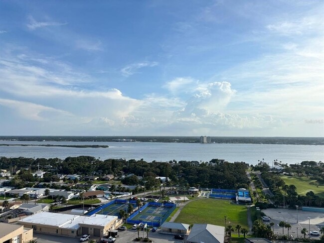 3047 S Atlantic Ave in Daytona Beach Shores, FL - Building Photo - Building Photo