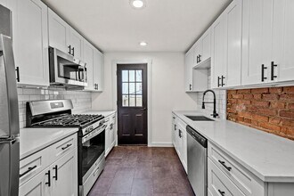 848 Proctor Wy in Pittsburgh, PA - Building Photo - Building Photo