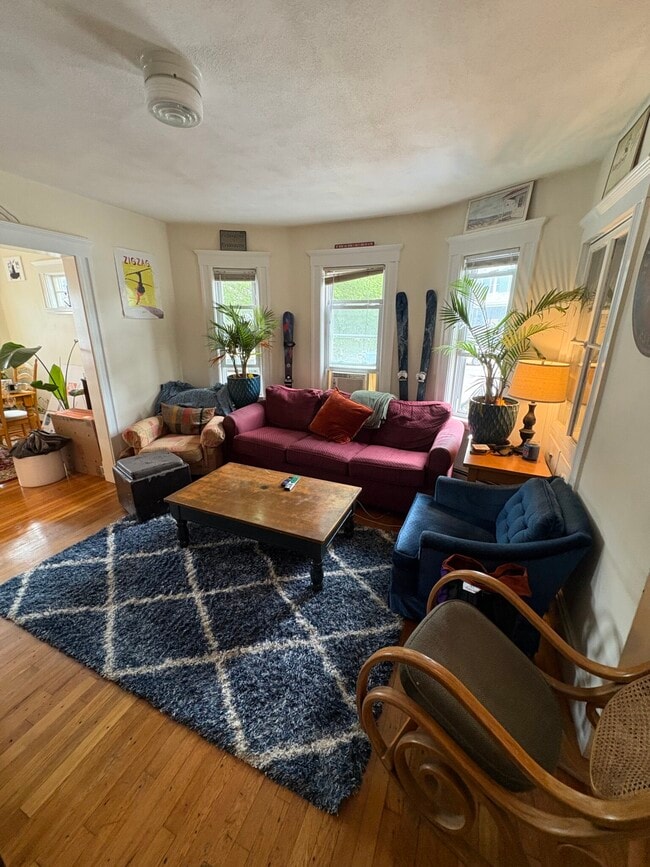 881 Broadway, Unit 1