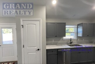 4040 Roxies Ln in Milton, FL - Building Photo - Building Photo