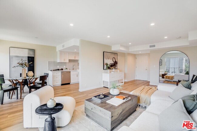 property at 1470 Rexford Dr