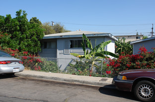 2607-2631 44th St Apartments