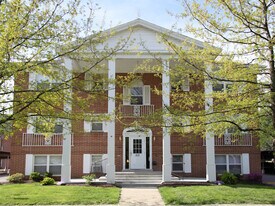 Indian Oaks in Columbus, OH - Building Photo