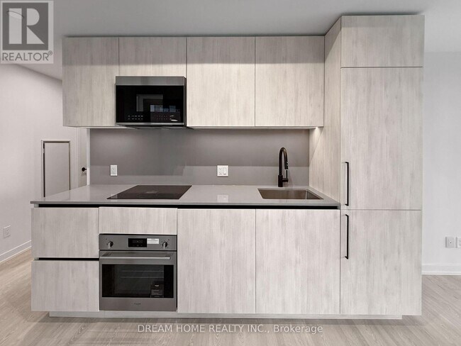 35 Parliament St in Toronto, ON - Building Photo - Building Photo