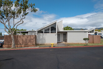 Meheula Hale in Mililani, HI - Foto de edificio - Building Photo