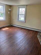 37 Colony Ct in Keene, NH - Building Photo - Building Photo