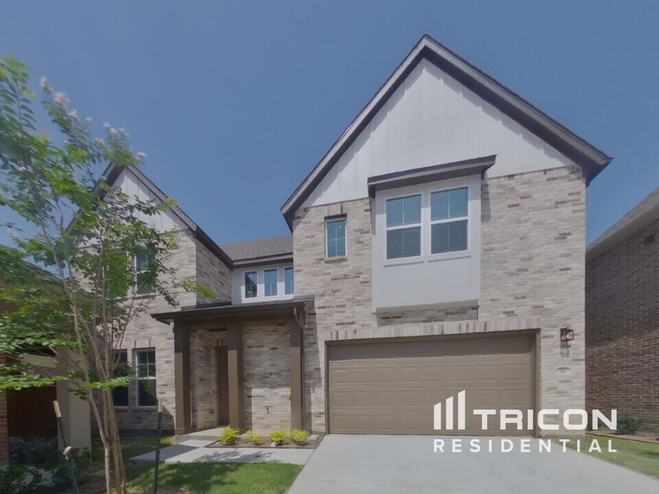 205 Mansfield Ct in Saginaw, TX - Building Photo