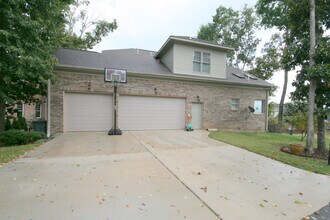 27 Carriage Hill in Madison, AL - Building Photo - Building Photo