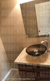 103 Kaitlin Way photo'