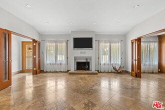 12510 W Sunset Blvd in Los Angeles, CA - Building Photo - Building Photo