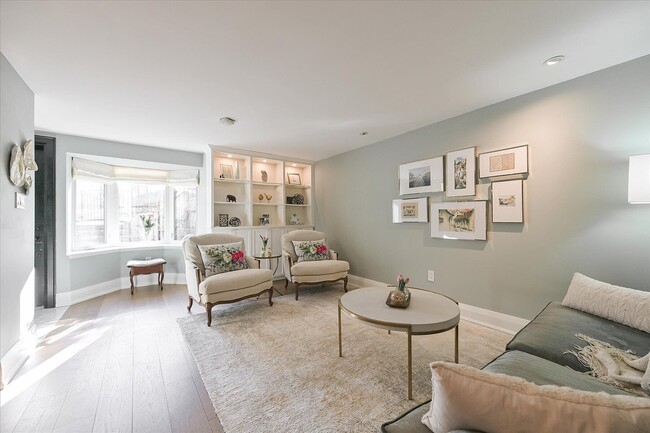 1248 Avenue Rd in Toronto, ON - Building Photo - Building Photo