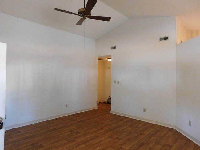 2801 Currituck Ct in New Bern, NC - Building Photo - Building Photo