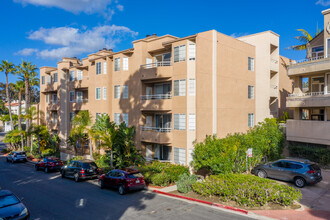 Park Place in San Diego, CA - Building Photo - Building Photo