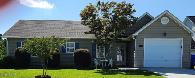 property at 105 Huntmaster Ct