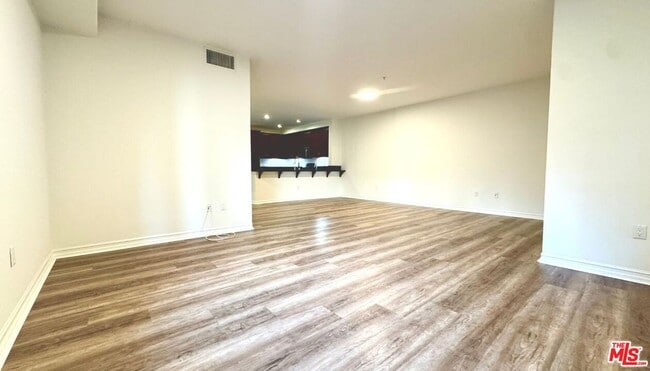 629 Traction Ave in Los Angeles, CA - Building Photo - Building Photo