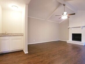 3523 Mayfield Oaks Ln in Houston, TX - Building Photo - Building Photo